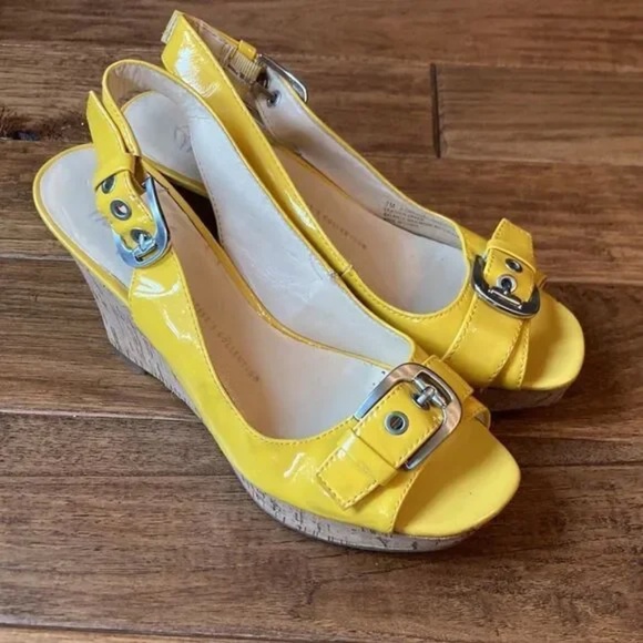 Franco Sarto Artist's Collection Carnival Wedge Sandals Yellow Patent Leather 7 - Picture 3 of 10